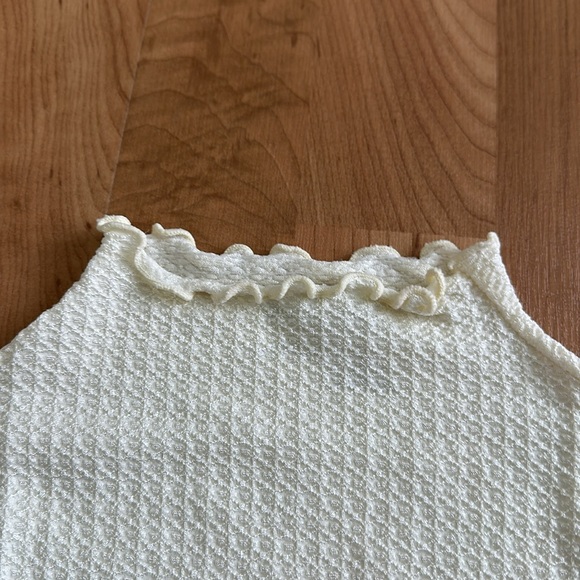 Long Sleeve Textured Cropped Shirt - Picture 4 of 6